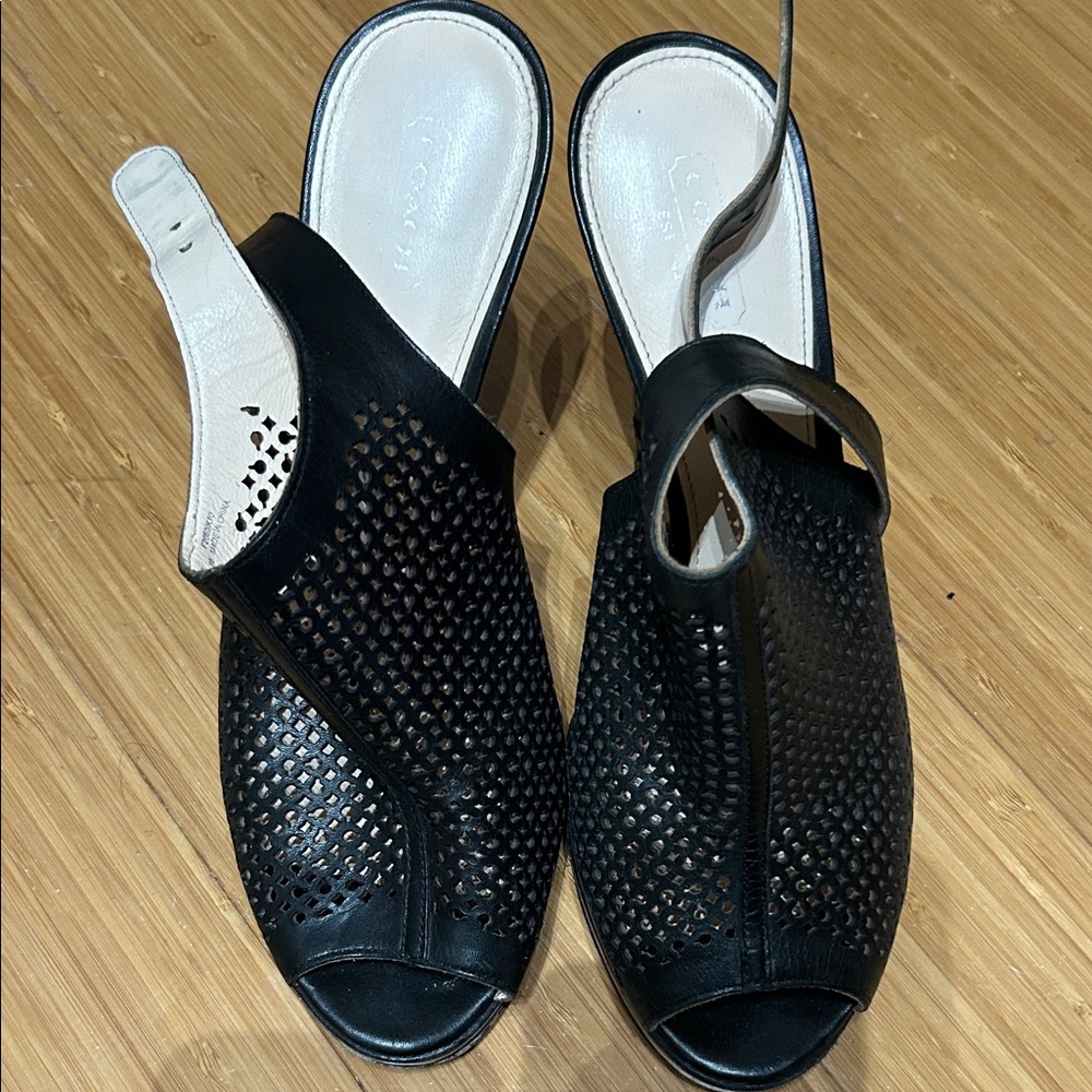 Elegant Black Women's Slip-On Sandals
